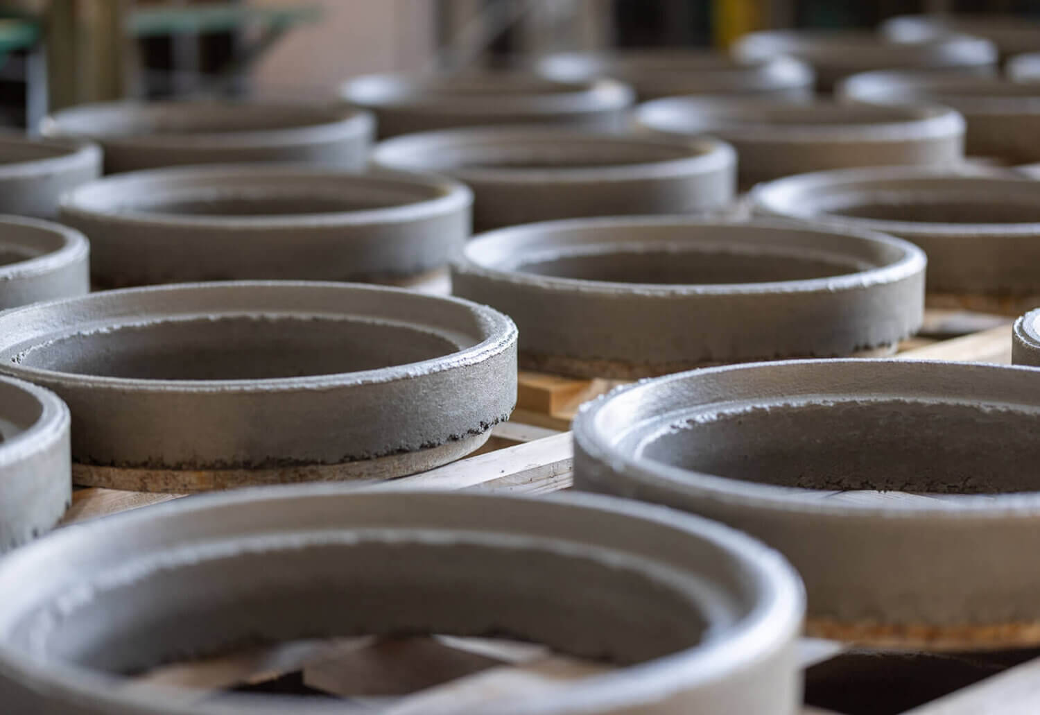 Betonrohre der Favre Betonwaren AG